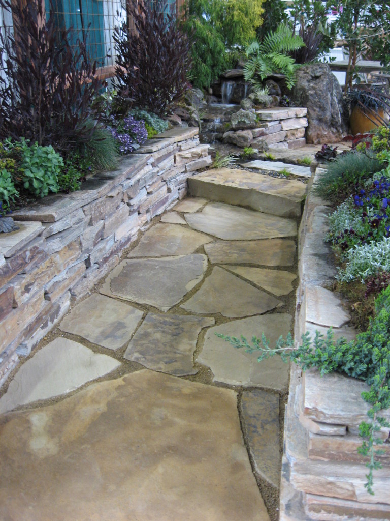 Backyard Landscaping Ideas With Flagstone | Mystical ...